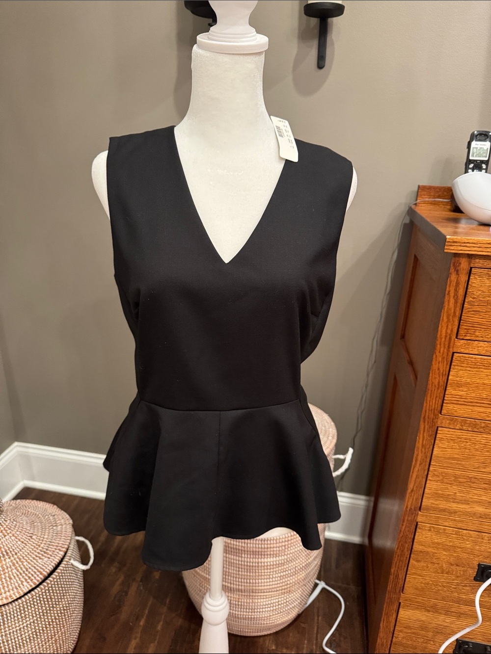 Women’s Black V-Neck Peplum Top